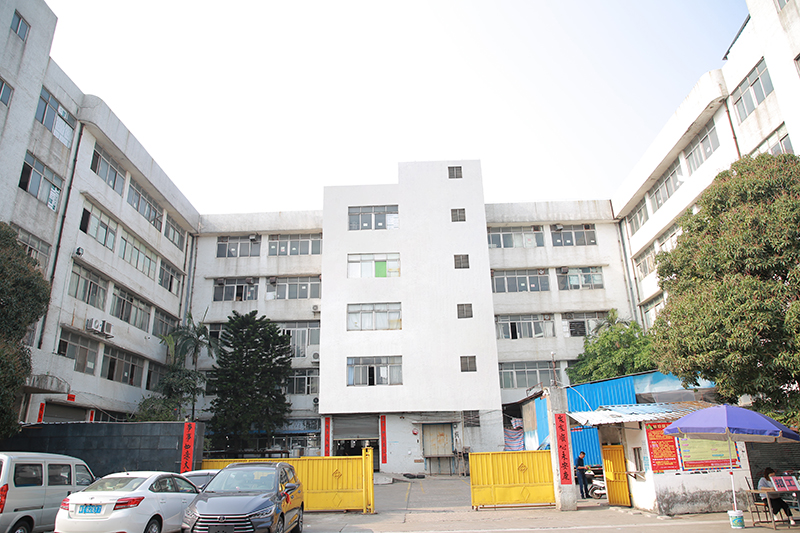 工廠大門.jpg